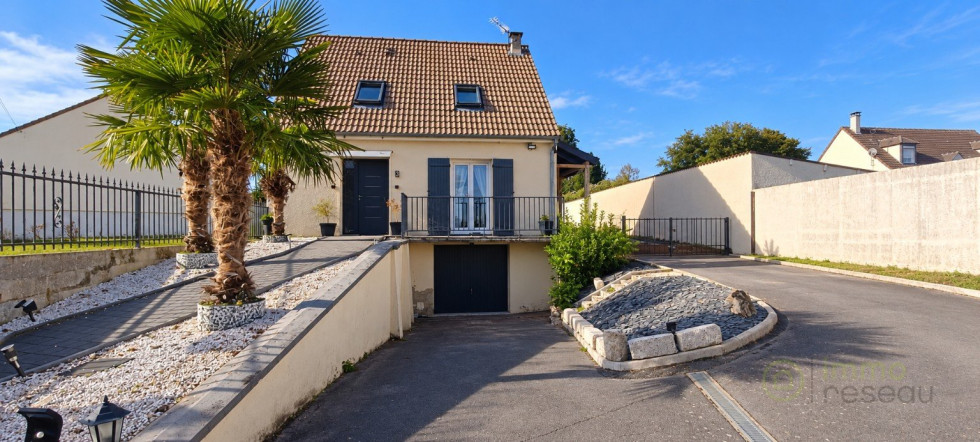 vente Maison Ferrieres - Photo 1