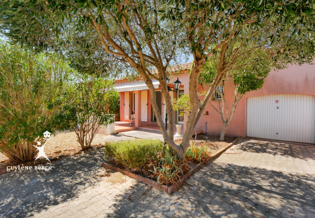 vente Villa Gallargues Le Montueux - Photo 1