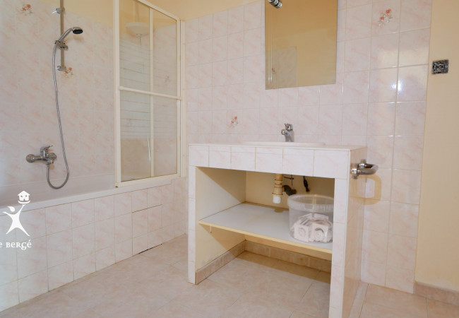 location Appartement Aimargues - Photo 7