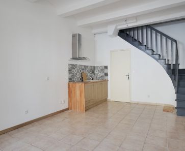 location Saint Laurent D'aigouze
