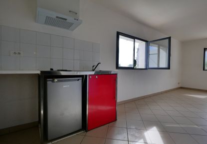 location Appartement Aimargues