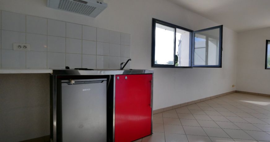 location Appartement Aimargues