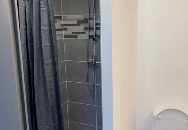 location Appartement Aimargues - Photo 4