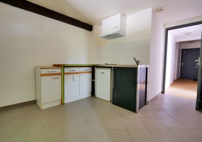 location Appartement Aimargues