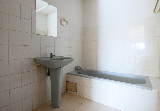 location Appartement Aimargues - Photo 7