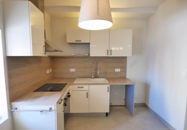 location Maison de village Le Cailar - Photo 3
