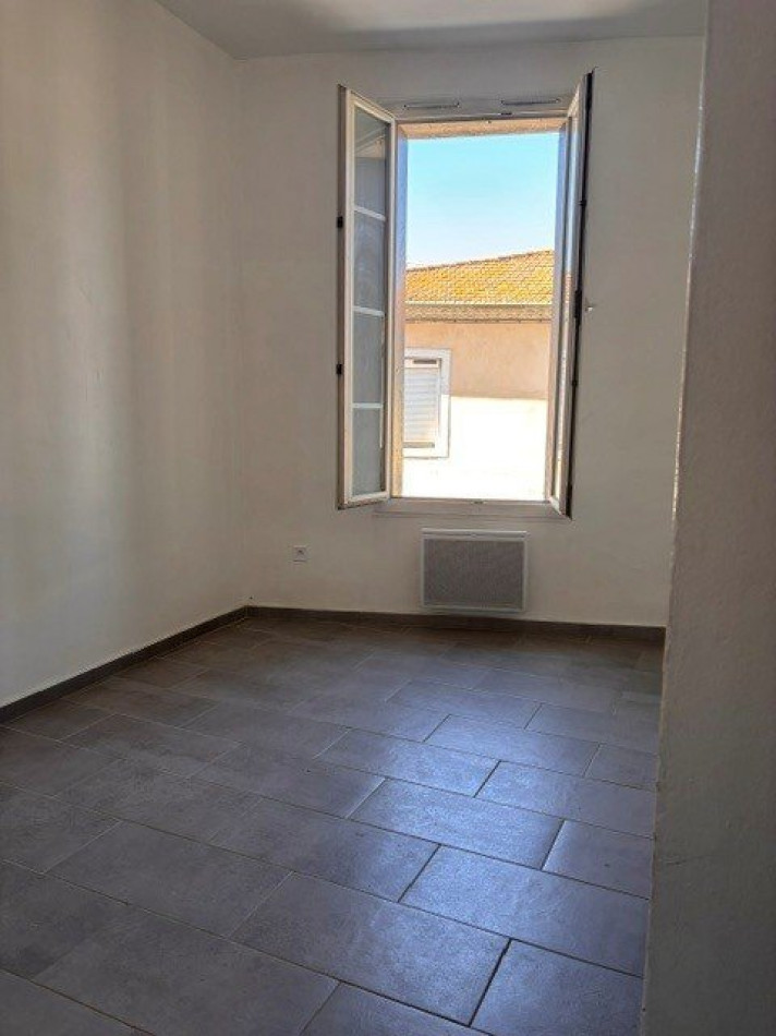 location Appartement Lunel - Photo 1