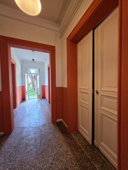 location Ateliers et bureaux Lunel - Photo 2