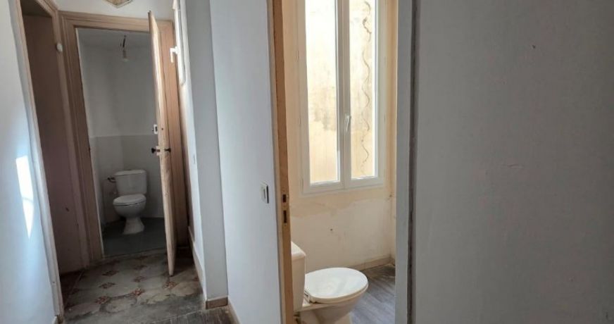 location Ateliers et bureaux Lunel