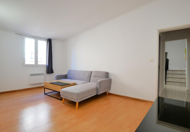 location Appartement Aimargues - Photo 4