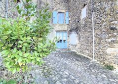 A vendre Maison de village Barjac | Réf 301211924 - Agence tourre