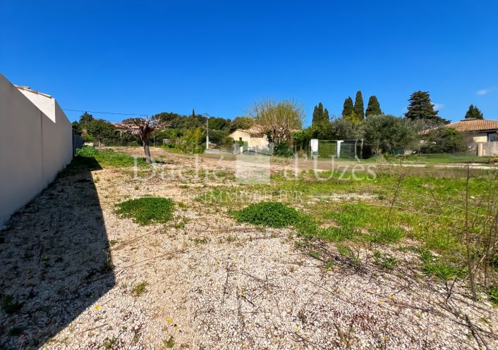 à vendre Terrain Uzes