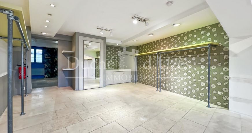 vente Local commercial Uzes