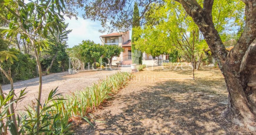 vente Maison et terrain Uzes
