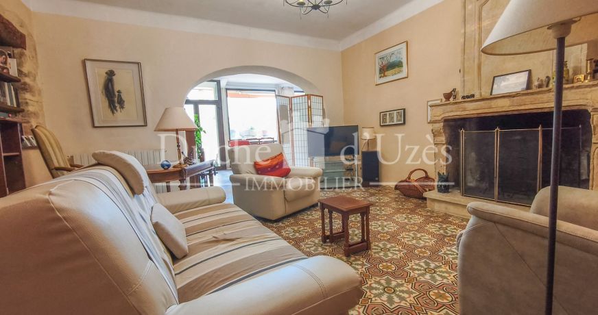 vente Maison de village Uzes