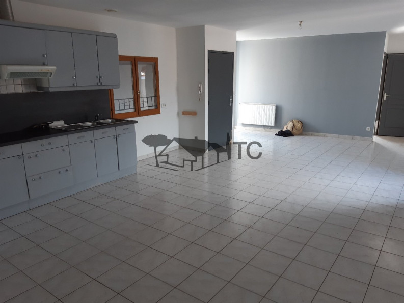 location Appartement Les Vans - Photo 1