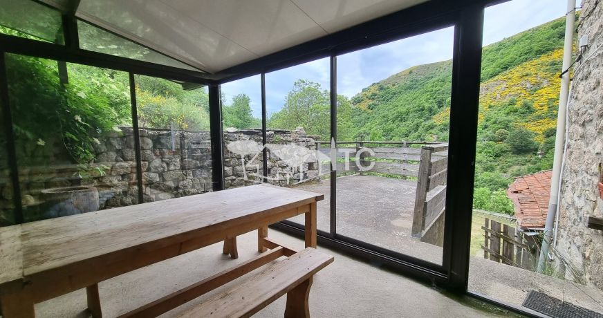 vente Corps de ferme Montselgues