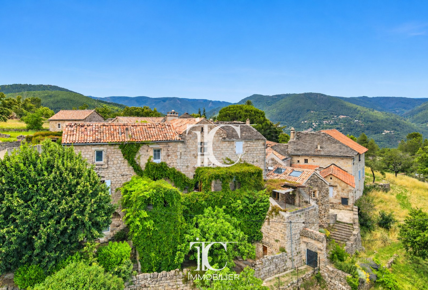 vente Maison de caractère Les Vans - Photo 1