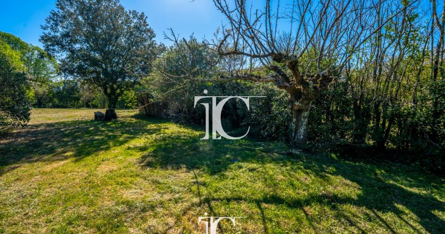 vente Grange Les Vans