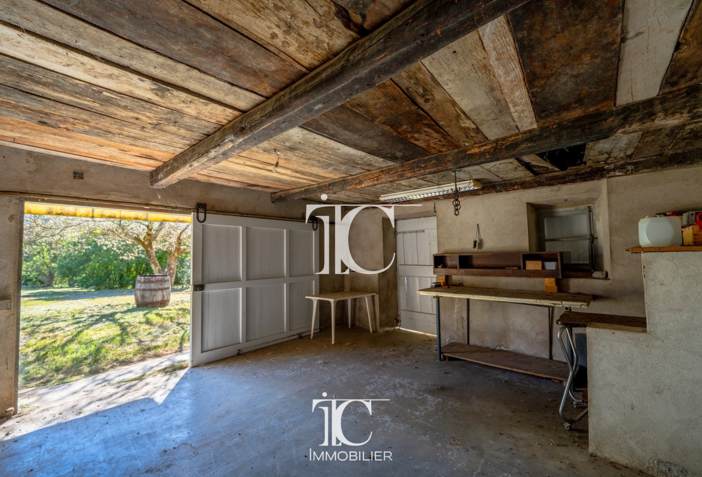 vente Grange Les Vans - Photo 3