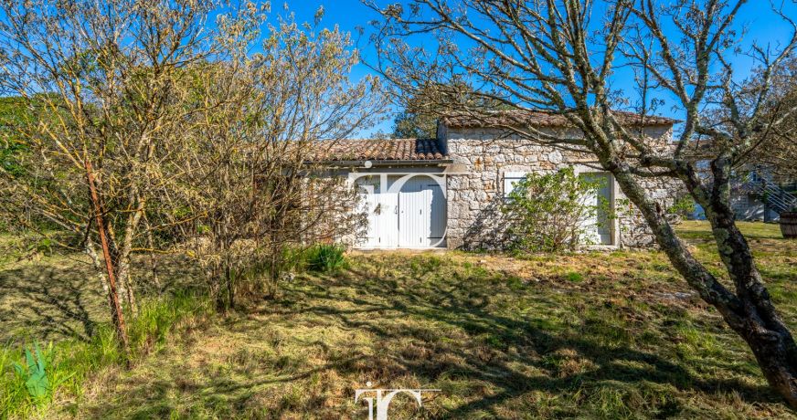 vente Grange Les Vans