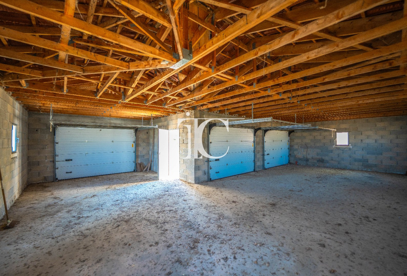 vente Garage Saint Paul Le Jeune - Photo 8