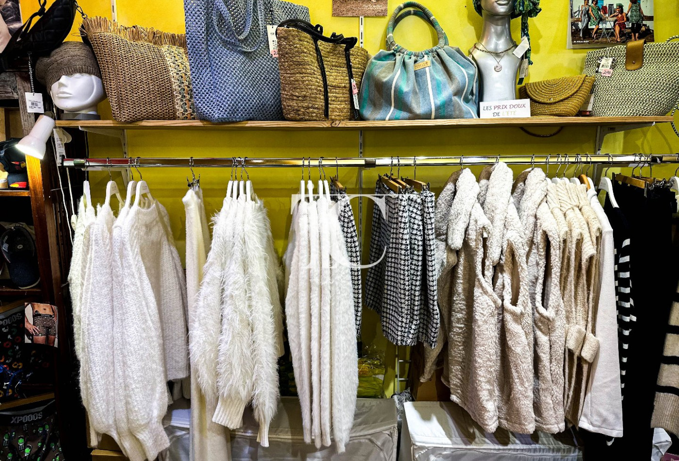 vente Prêt à porter Saint Ambroix - Photo 8