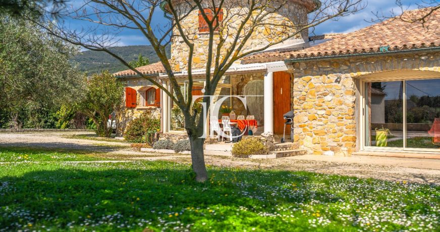 vente Villa Barjac
