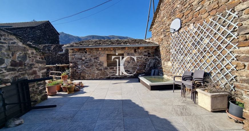 vente Maison de caractère Malarce Sur La Thines