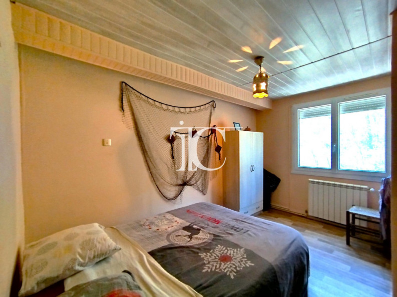 vente Maison de village Saint Jean De Valeriscle - Photo 8