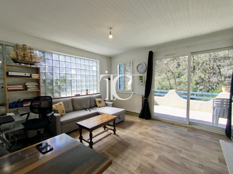 vente Maison de village Saint Jean De Valeriscle - Photo 1