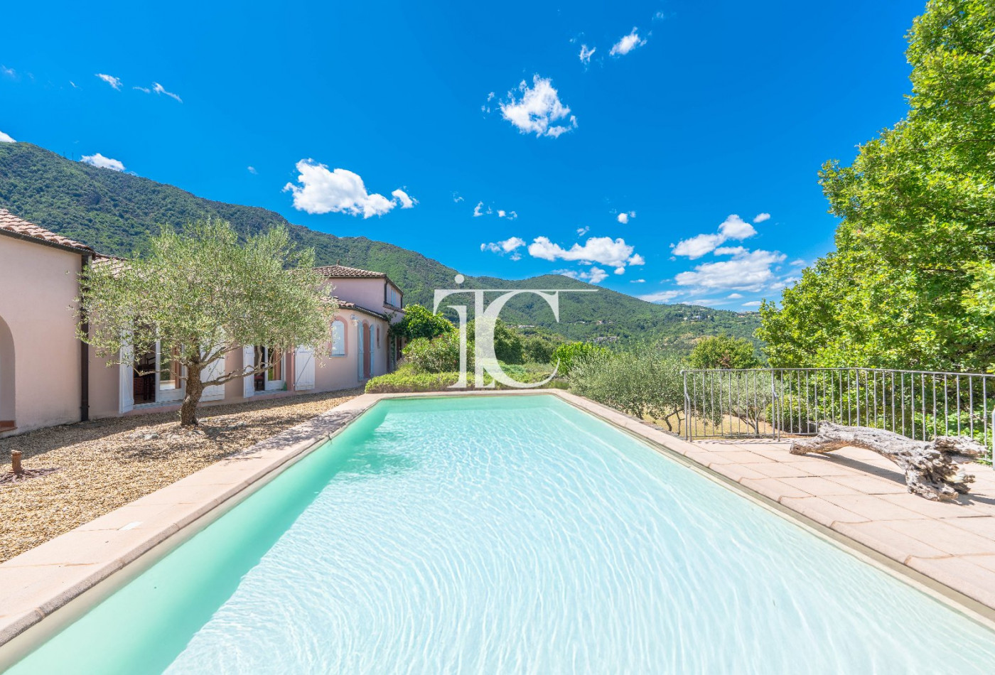 vente Villa Les Vans - Photo 1