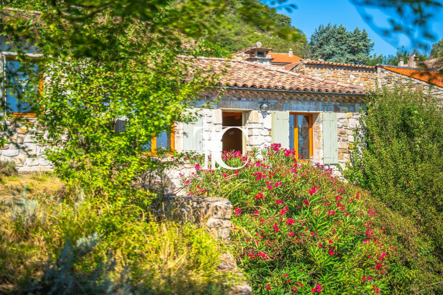 vente Maison de caractère Les Vans - Photo 1