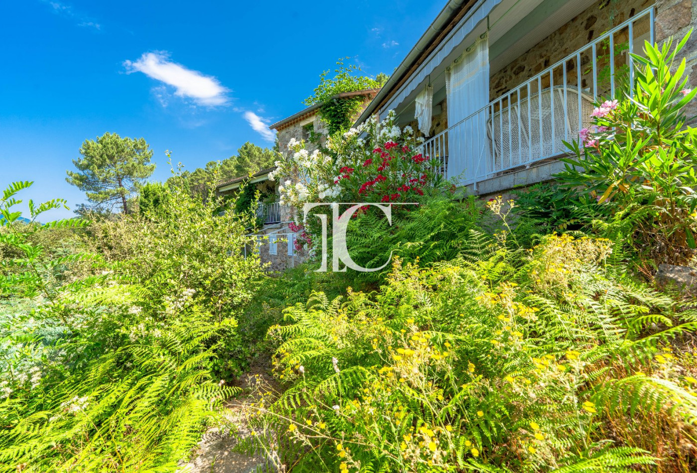 vente Maison de caractère Les Vans - Photo 1