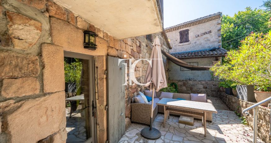 vente Maison de hameau Lablachere