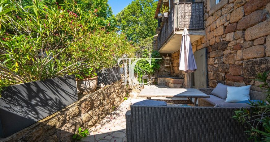 vente Maison de hameau Lablachere