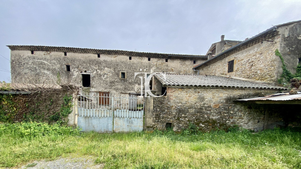 vente Corps de ferme Ales - Photo 1