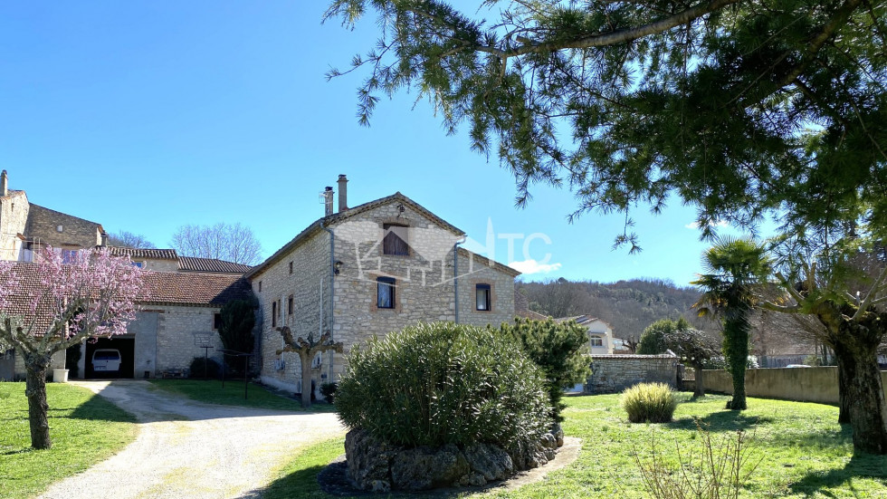 vente Maison en pierre Barjac - Photo 2