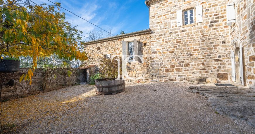 vente Maison en pierre Lablachere