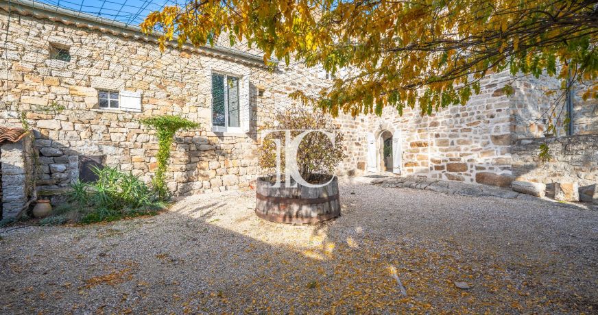 vente Maison en pierre Lablachere