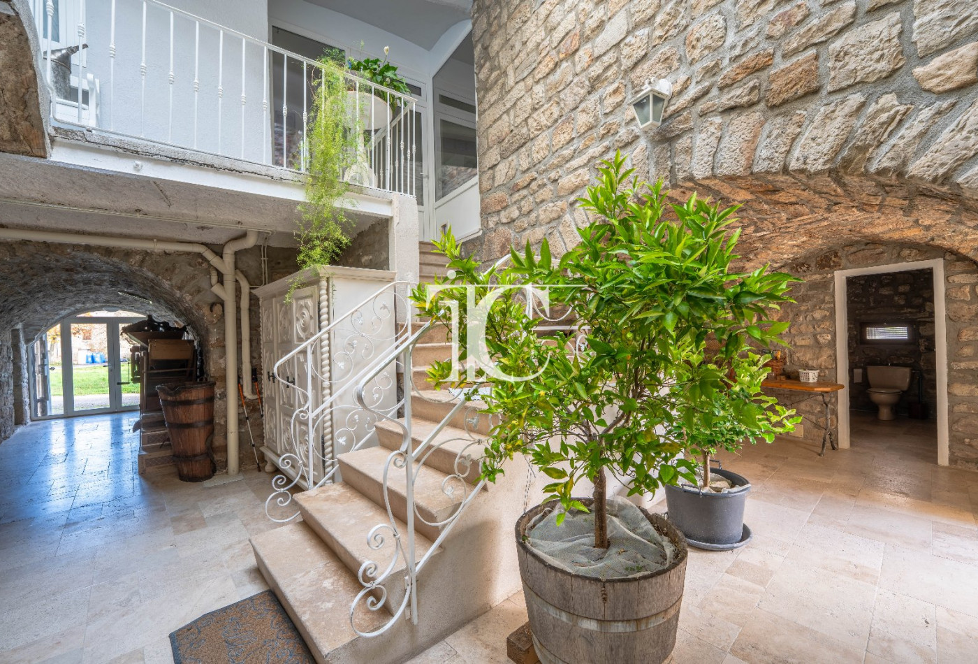 vente Maison en pierre Lablachere - Photo 2