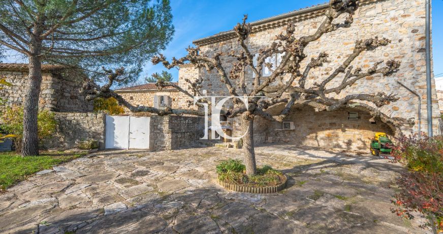 vente Maison en pierre Lablachere
