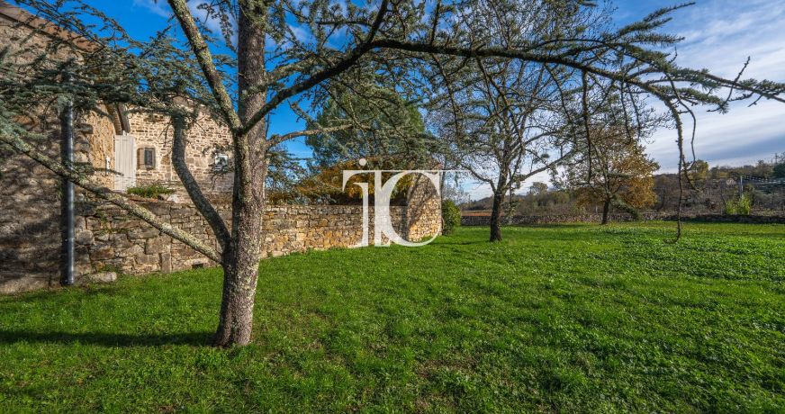 vente Maison en pierre Lablachere