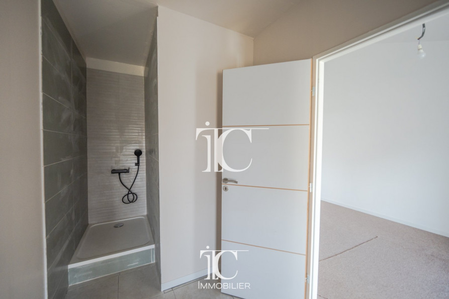 vente Appartement Les Vans - Photo 10
