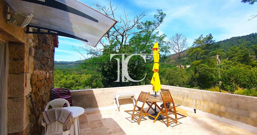 vente Maison en pierre Saint Andre Lachamp