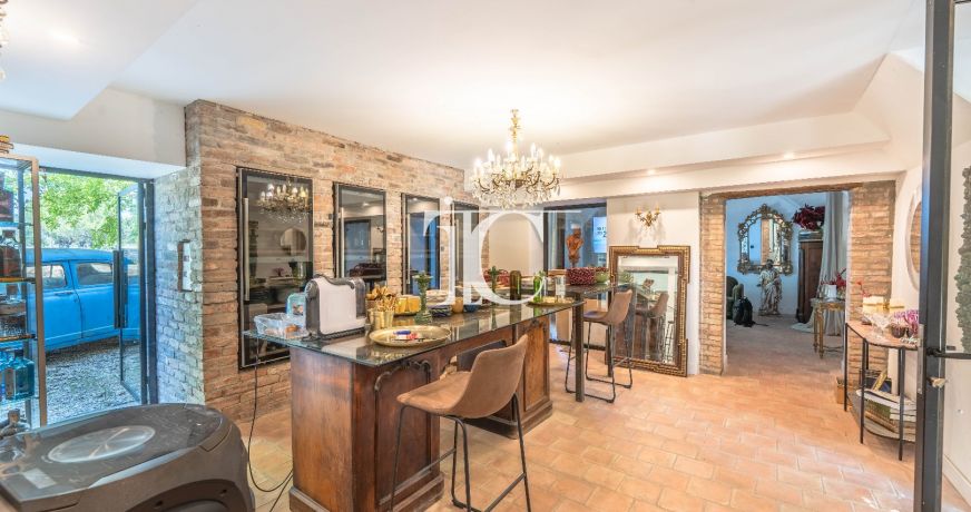 vente Mas Uzes
