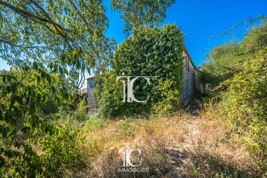 vente Maison à rénover Berrias Et Casteljau - Photo 1