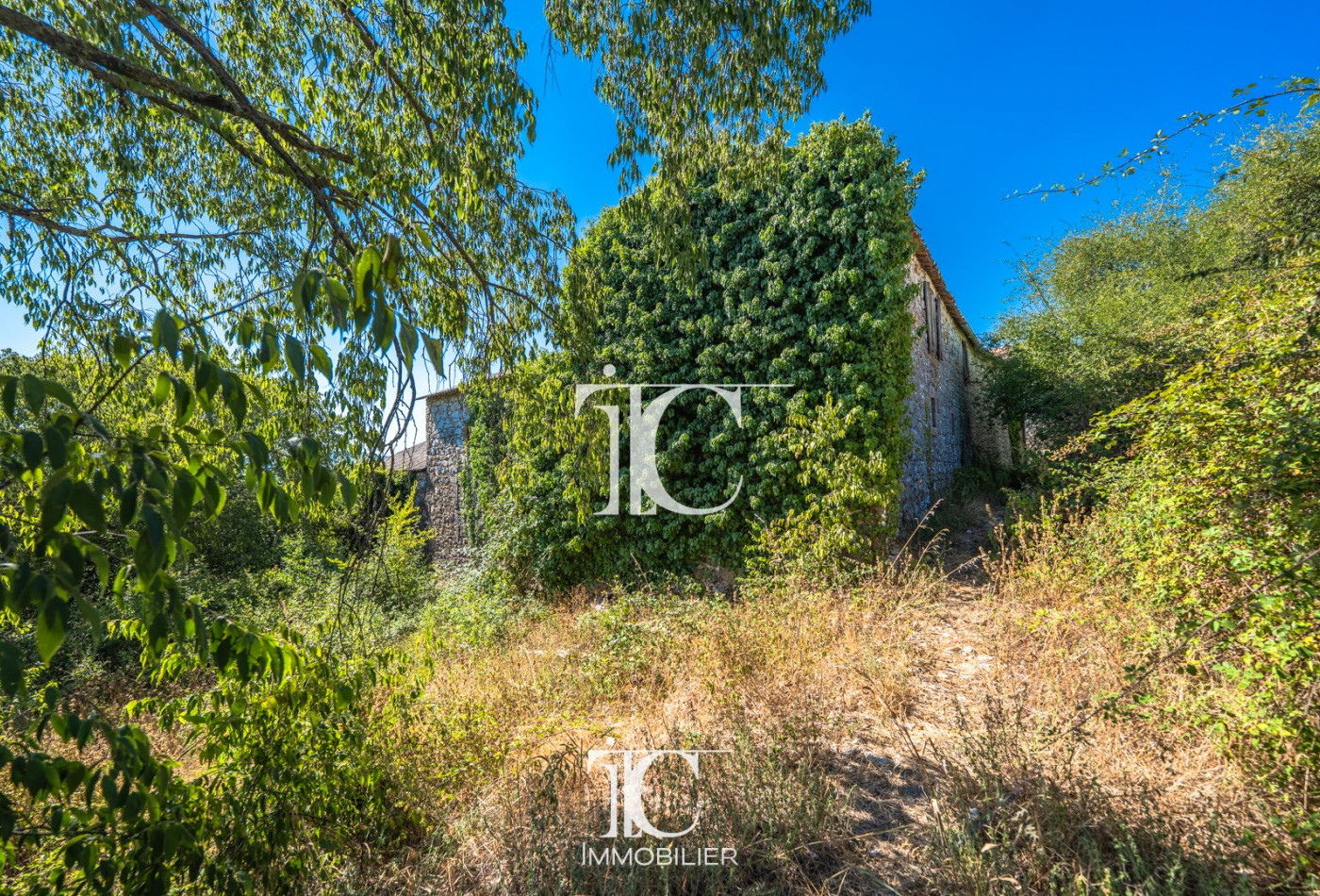 vente Maison à rénover Berrias Et Casteljau - Photo 1