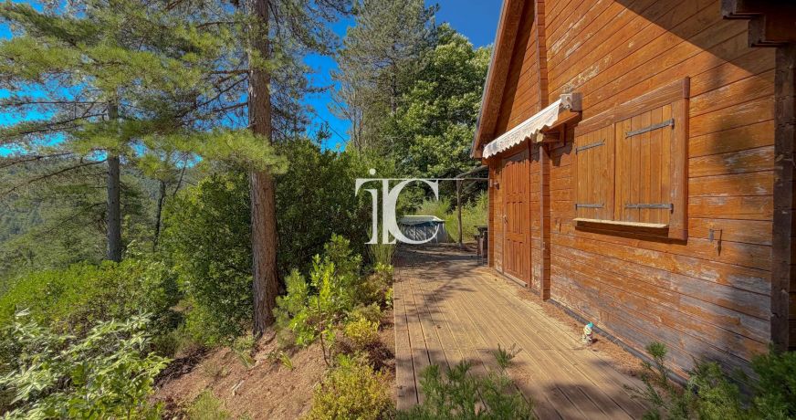 vente Chalet en bois Chamborigaud