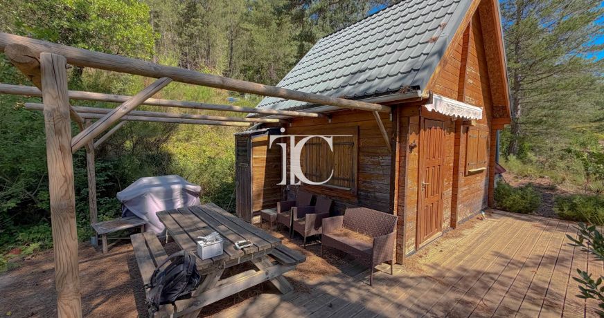 vente Chalet en bois Chamborigaud